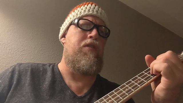 Hurt written by Trent Reznor ukulele cover смотреть онлайн