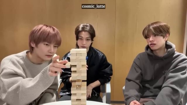 [SUBTITLED] 230105 FELIX, SEUNGMIN & I.N. LIVE| Playing Jenga and fun penalty for losers смотреть онлайн