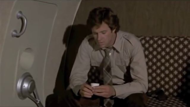 Best Clips From the Movie Airplane смотреть онлайн