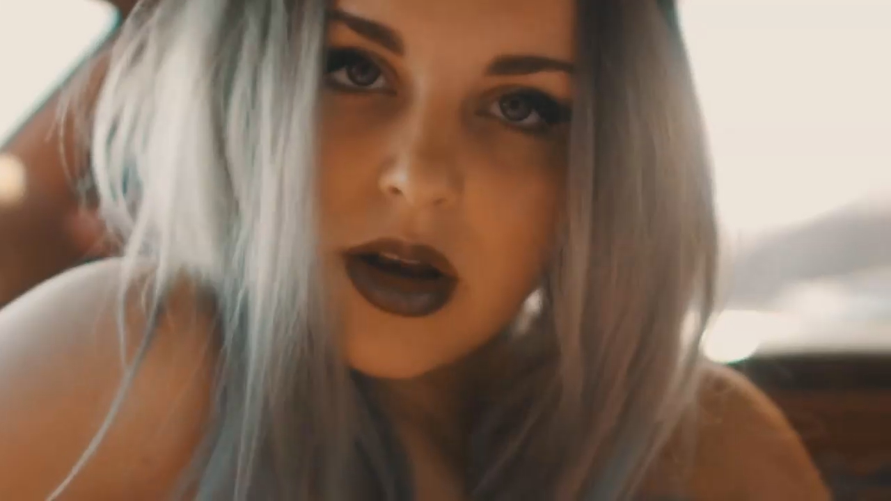 Navé Grey - Have You Ever Seen The Rain (Dancefloor Devils Remix) (Official Video) смотреть онлайн