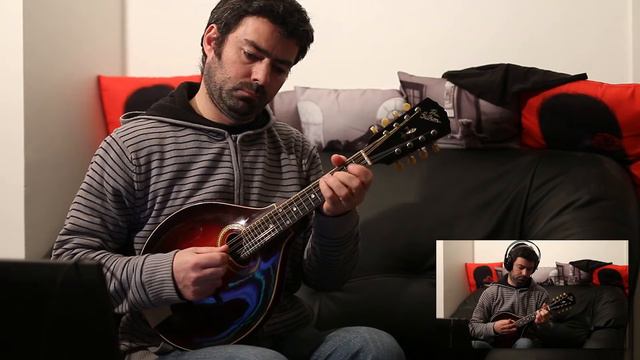 The Sword in the hand - Irish reel played on the mandolin смотреть онлайн