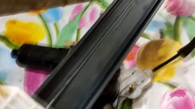 Как избавится от дребезга стекла на Hyundai Accent смотреть онлайн