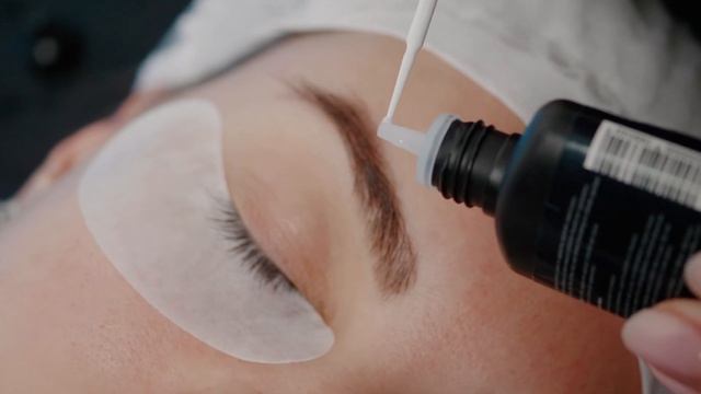 Як швидко зробити нарощування вій / Нарощування вій за 1,5 години смотреть онлайн