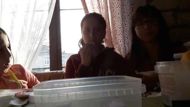 Challenger у кого больше конфет!!! смотреть онлайн