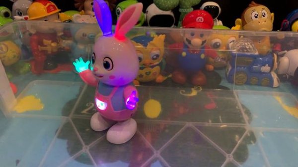 Игрушка музыкальная зайчик