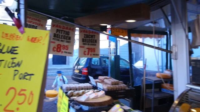 De Straten in Weesp: een stad die lijkt op een dorp смотреть онлайн