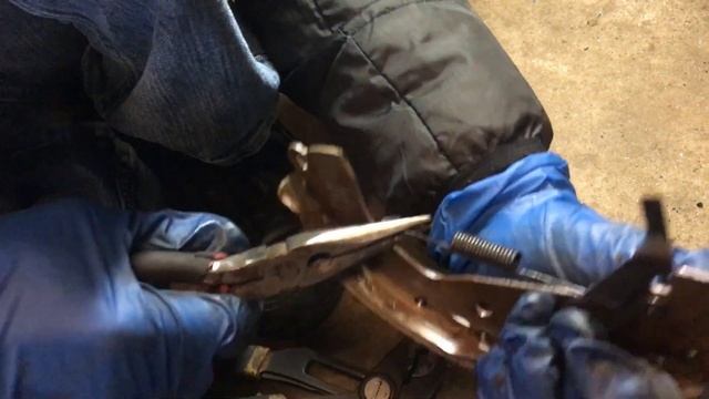 How To Remove & Replace Rear Brake Shoes & Drums On Toyota | Prius Gen II Yaris Matrix Corolla Camr смотреть онлайн