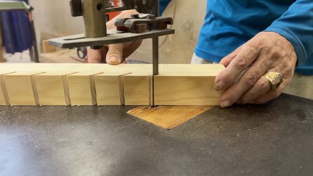 The Art Of Skillful Woodworking // Design Idea Of Bending Wooden Strips To Create A Beautiful Table