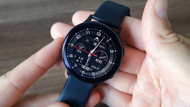 Подборка циферблатов для Galaxy Watch #7 смотреть онлайн
