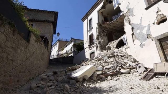 Как выжить при землетрясении смотреть онлайн