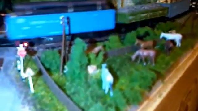 N Scale - Светофоры на ж.д. переездах со звуковым сигналом.