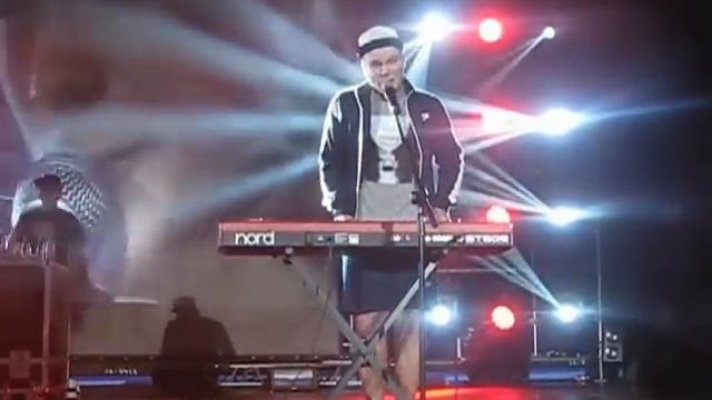 Макс Корж Дворец Спорта Мотылек смотреть онлайн