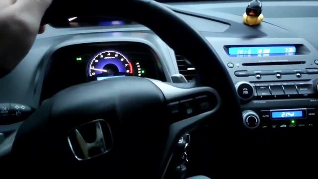 Выключение магнитолы при повороте руля. Honda civic 8 4D смотреть онлайн