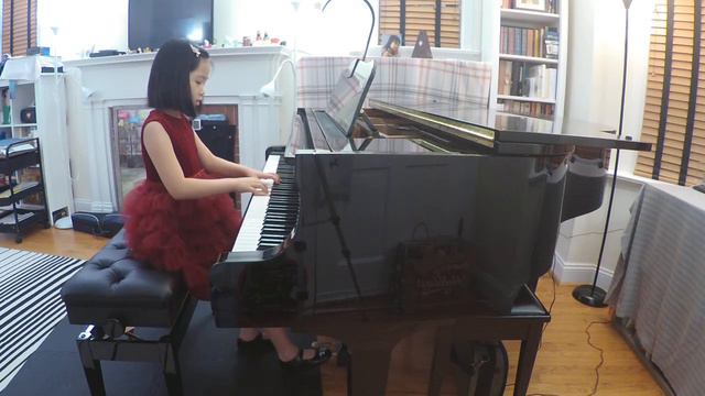 Tchaikovsky: Children's Album, Op. 39, TH 141 - 21. Sweet Dreams _ Estelle Zhang (8 years old) смотреть онлайн