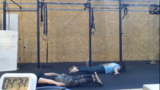 Карантин. День #28. Кроссфит тренировка-онлайн. Будь сильным! смотреть онлайн