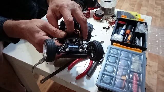 Из Китайского хлама в полноценную мини багги. Масштаб 1:24. смотреть онлайн