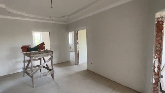 Дом кирпичный с газом, садом и виноградниками! Школы и магазины рядом!!! смотреть онлайн