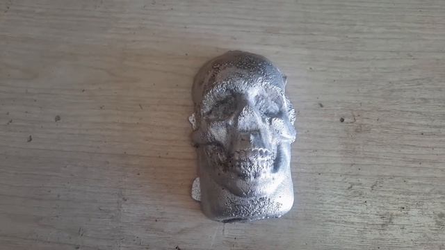 Aluminum Casting the second stage casting of the skull. Алюминиевое Литье второй этап отливка череп смотреть онлайн