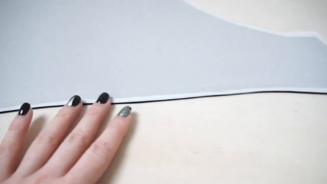 ЭТО ПЛАТЬЕ В ШКАФУ ПЫЛИТЬСЯ ВЕСЬ ГОД НЕ БУДЕТ! (как сшить платье с перьями) zvezdaeva смотреть онлайн