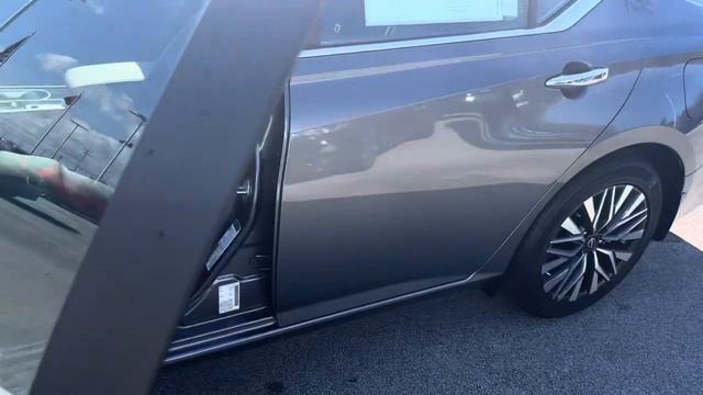 2023 Nissan Altima SV Prem