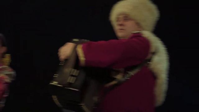 Московский казачий ансамбль "Любо-Мило". Казачий хор Москва - "Ой при лужку, при лужке". смотреть онлайн