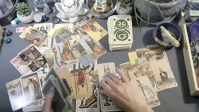 Aquarius September 2022 tarot reading, You or your person have a choice to make... Spirit's message смотреть онлайн