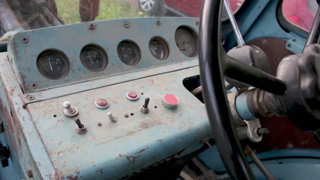 как подключить стартер на тракторе мтз