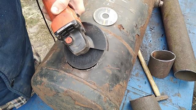 Как  выпилить  круглое  отверстие  БОЛГАРКОЙ