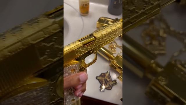 Gold Gun Tings смотреть онлайн