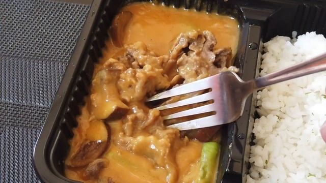 QUARANTINE CUISINE #1: MANAM SISIG AND KARE KARE AT 7-ELEVEN PHILIPPINES! смотреть онлайн