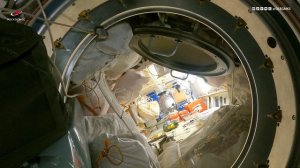 Типичный день на МКС в модуле МИМ1