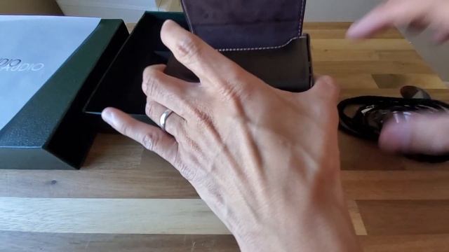 Thieaudio Legacy 5 Unboxing смотреть онлайн