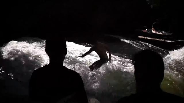 Английский сад в Мюнхене смотреть онлайн