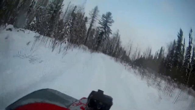 Покатушки на снегоходе буран. Или как мы утопили буран в болоте. смотреть онлайн
