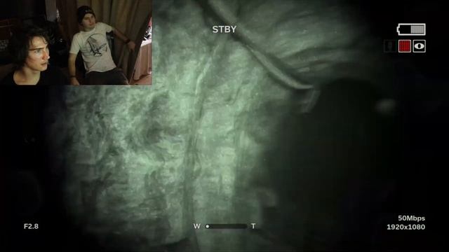 FIRST TIME PLAYING SLENDER MAN AND OUTLAST (extremely scary) смотреть онлайн
