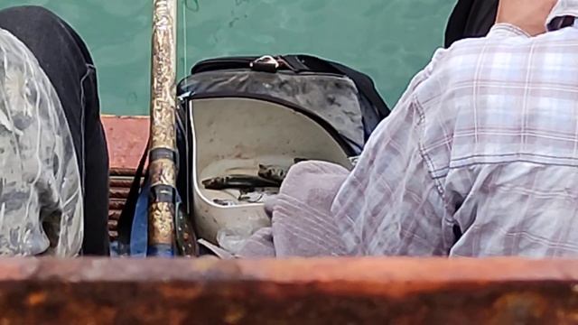 Рыбалка на Чёрном море с пирса. Лазаревское 2021г. смотреть онлайн