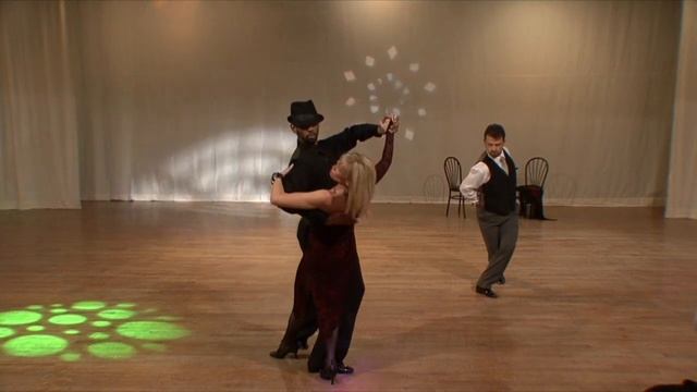 Cindy Lindsay Showcase Dance with Ballroom Dance Clubs of Atlanta смотреть онлайн