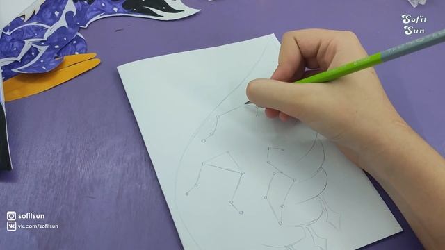 Как сделать Космического дракона из бумаги на руку. DIY Sofit Sun смотреть онлайн