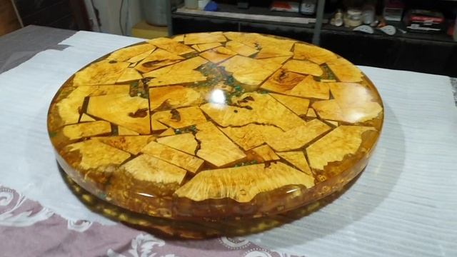 оригинальный журнальный стол, заливка эпоксидной смолой! смотреть онлайн