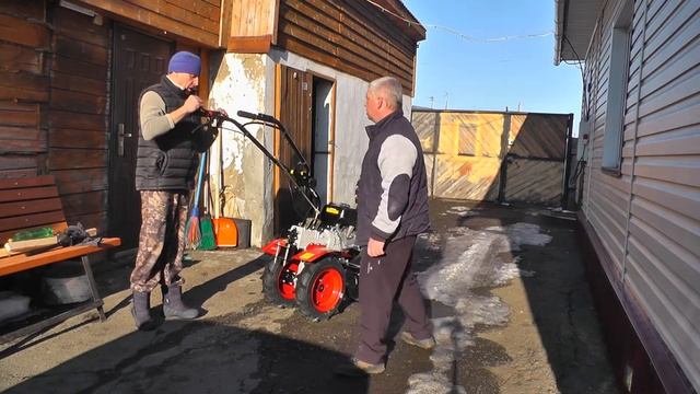 Распаковка мотоблока УГРА и первые впечатления. смотреть онлайн