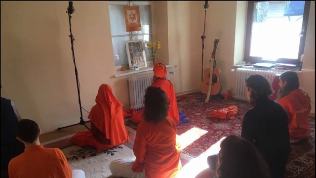 Baba Nam Kevalam - Live from Ananda Ashram смотреть онлайн