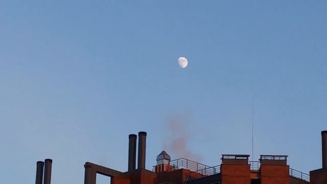 Что освещает Луну сверху??? смотреть онлайн