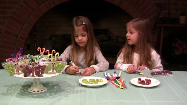 Butterfly Grape Snack Packs- Healthy Snacks PLUS Kids Crafts is the PERFECT Recipe! смотреть онлайн