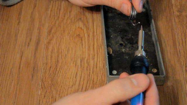 ?️Паяльник, клеющий пистолет, уголок столярный с AliExpress смотреть онлайн
