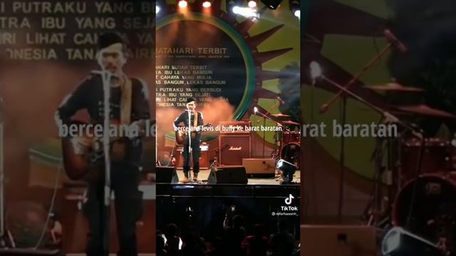 Iksan Skuter tik tok @mfaraaannh_ смотреть онлайн