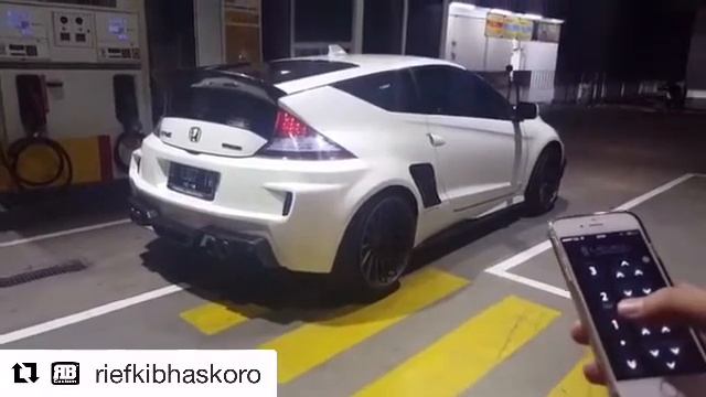 AirSuspension by AirGen+Accuair on Honda CRZ смотреть онлайн