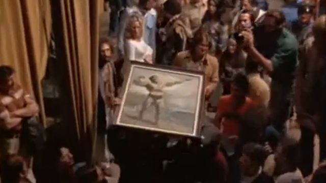 Шварценеггер - молоко для младенцев