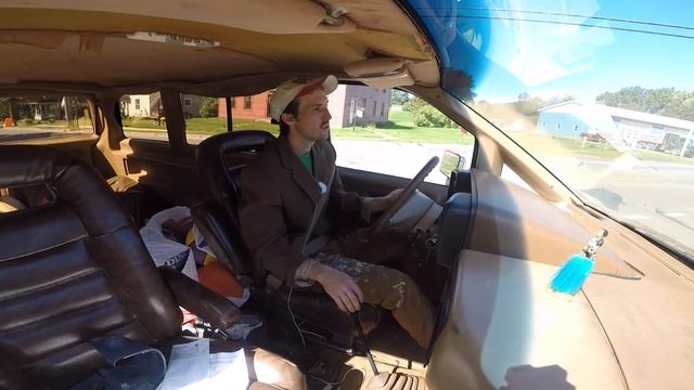 A Slightly Less Brief Introduction To My 1986 Ford Aerostar смотреть онлайн