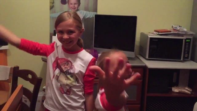 Пижамная вечеринка смотреть онлайн