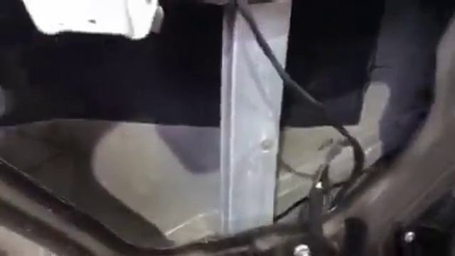 Комфортабельность Киа Рио. Много ли под обшивками спрятано заводской шумоизоляции? А вдруг мало? смотреть онлайн